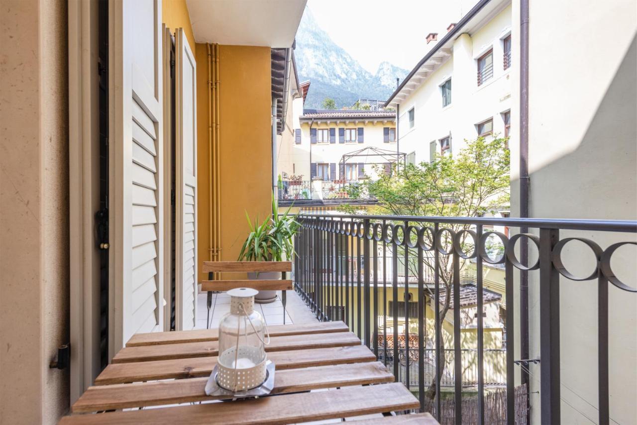 Residenza Ester Riva del Garda Exteriör bild